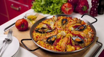 paella-de-marisco-con-mejillones-y-gambas