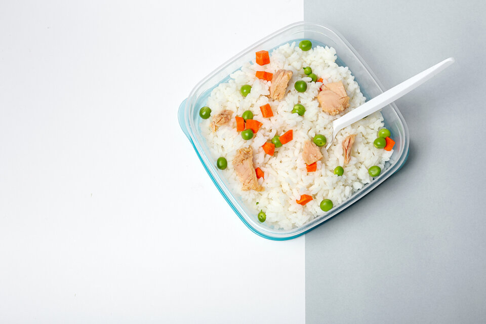¿Cuánto dura el arroz blanco en la nevera?
