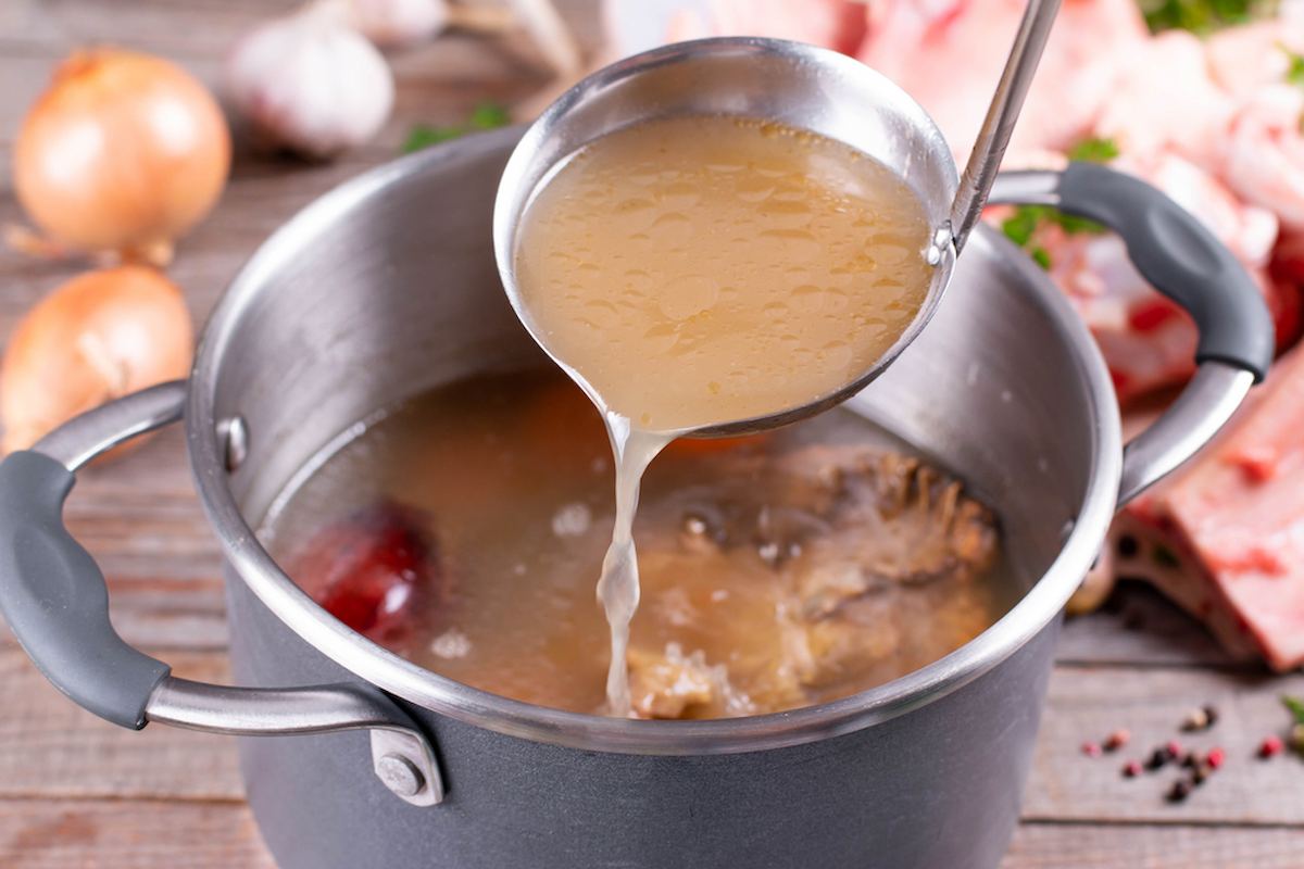 cantidad de caldo para paella