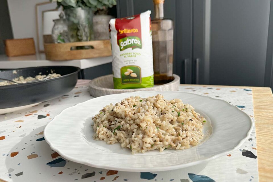 Presentación Risotto de hongos y parmesano