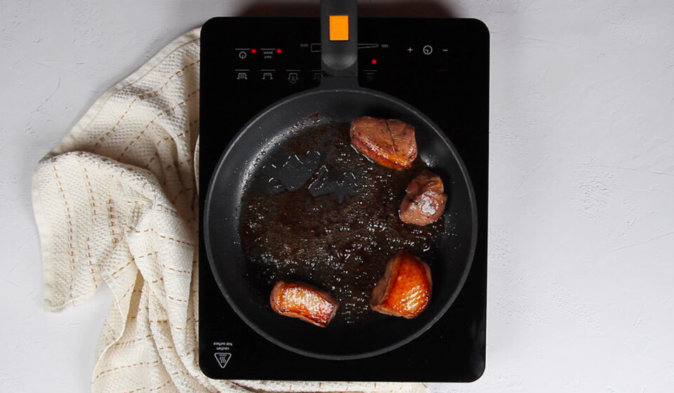 Cocinar el Arroz con pato peruano