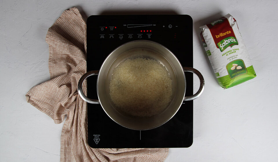 Cocer arroz Sabroz para col rellena de arroz