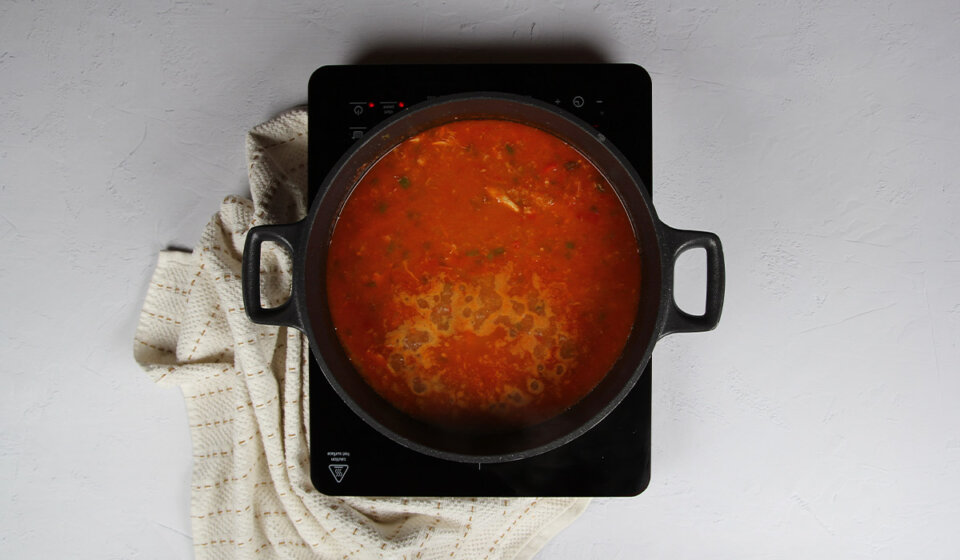 Caldo en arroz con cangrejos