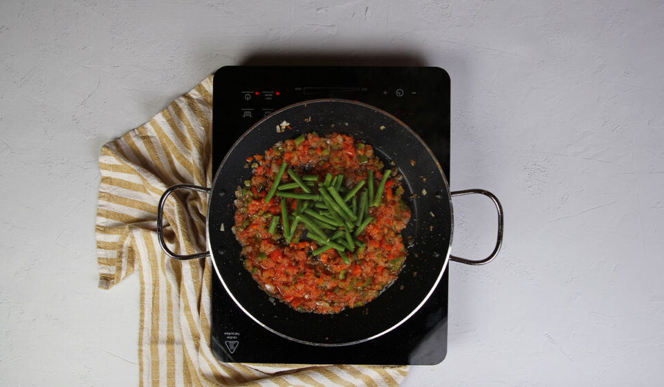 Sofrito de arroz a la valenciana