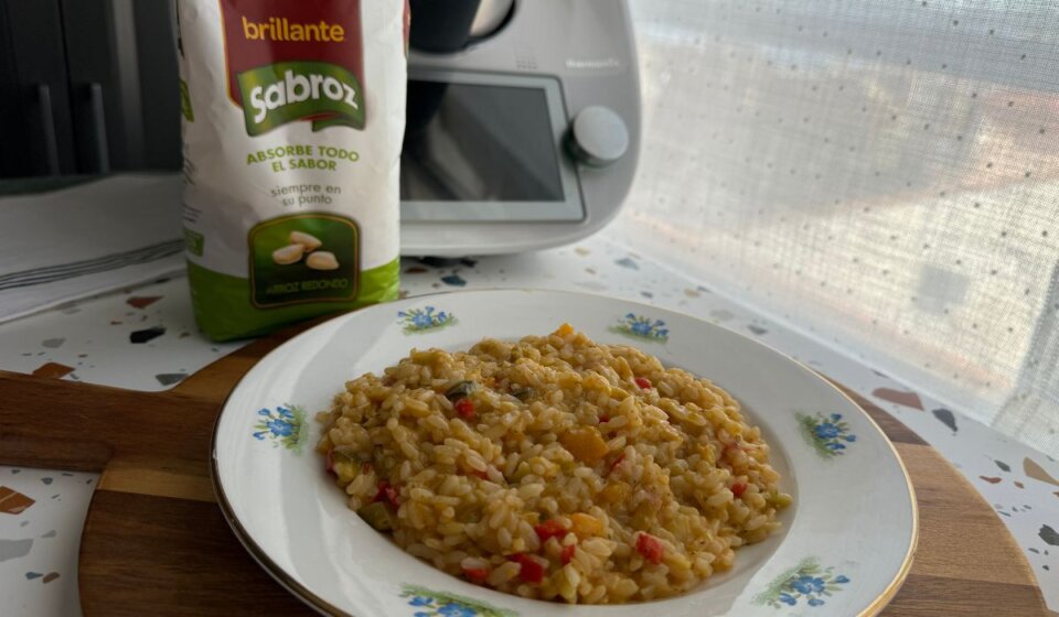 Presentación de arroz con verduras en Thermomix